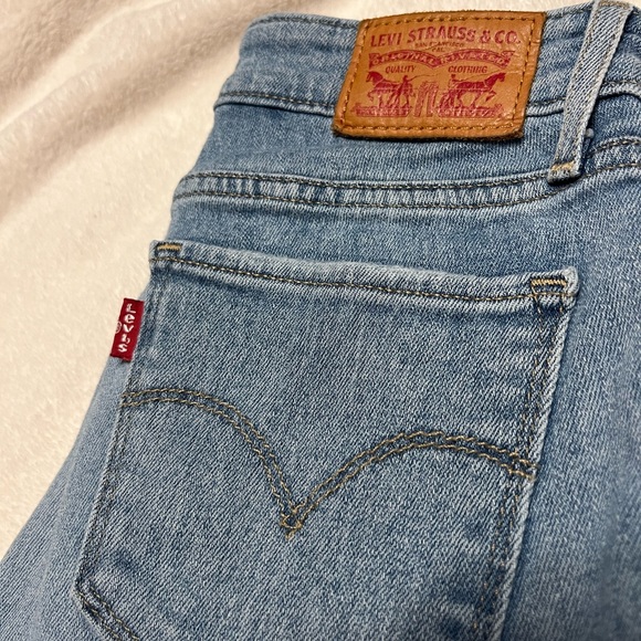 Levi’s 711 Skinny Jeans Size 25 - Picture 2 of 4